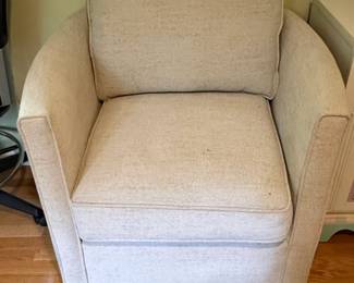 Transitional Style Swivel Club Chair