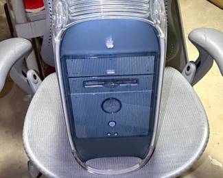 Apple iMac G Bondi Blue third image