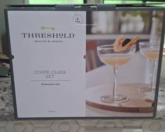 Threshold Coupe Glass Set