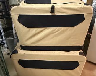 AmazonBasics SoftSided Pet Travel Carrier second image