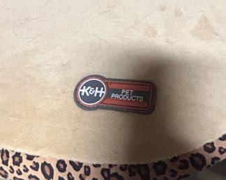 KH Pet Products Elevated Pet Cot with Leopard Print Bolster second image