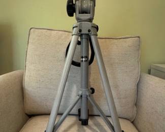 Quick Set H Tripod with Pan Head