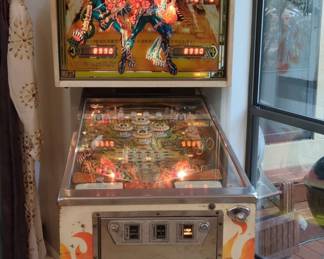 Bally KISS Colossal Pinball Machine