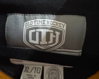 Boston Bruins Old Time Hockey Hooded Sweatshirt second image