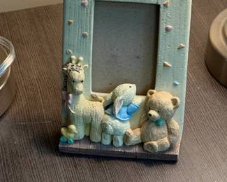 Childrens Animal Theme Picture Frame with Teddy Bear, Bunny, and Giraffe