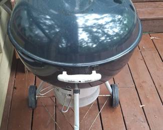 Weber Original Kettle Premium Charcoal Grill
