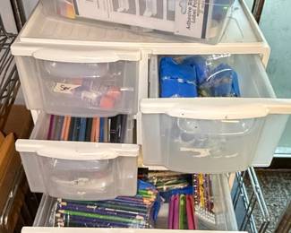 IRIS USA Drawer Rolling Storage Cart with Assorted Contents