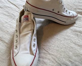 Converse Chuck Taylor All Star Low Top Sneakers