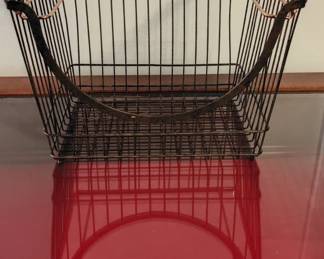 Spectrum Diversified Ashley Stackable Wire Basket with Copper Handles $ EACH LG