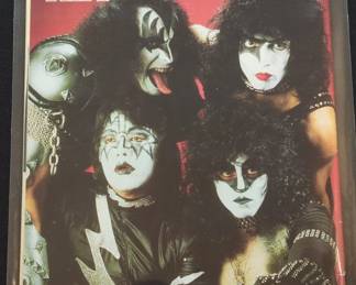 KISS The Complete History Magazine second image