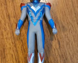 Ultraman Victory Knight Ultra Hero Series Figure