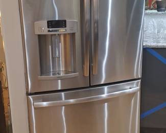 GE Adora French Door Refrigerator with Ice and Water Dispenser