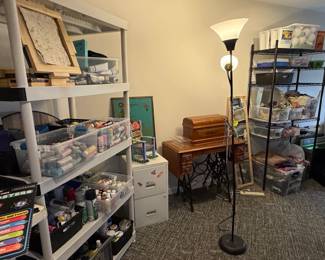 Artist Studio Contents fourth image