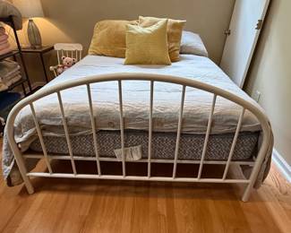 WHITE METAL BED FRAME