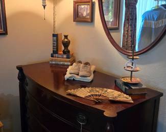 Antique mahogany dresser