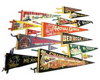 Vintage Souvenir Felt Pennants  Disneyland, Washington, Mount Vernon,  More