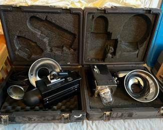 Vintage Smith-Victor studio strobe travel kit suitable for setting up a portable photography studio