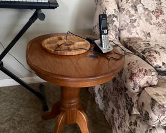 3 leg Oak side table