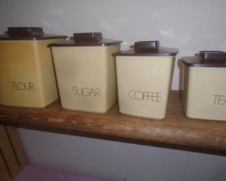 MCM canister set