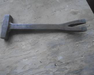 Diamond tool company hammer