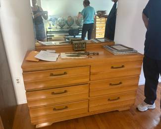 dressers