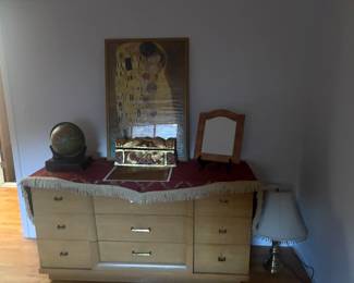 dressers