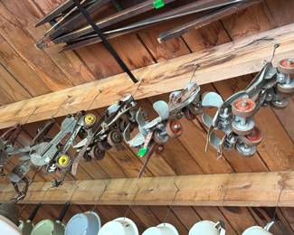 LOT OF VINTAGE ROLLER SKATES