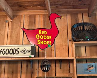 RED GOOSE SHOES SIGN