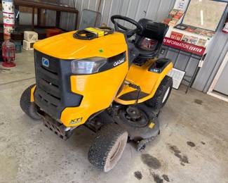 RIDING MOWER
