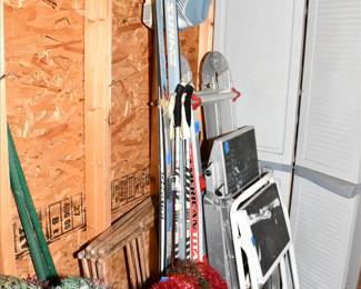 700Garage