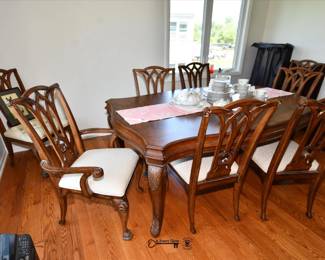 313Upper Living Room