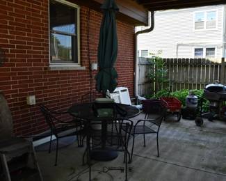654Back Yard