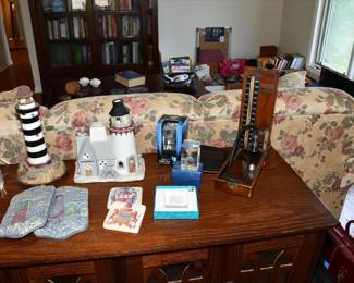 341Upper Living Room