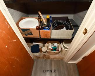 637LL Hallway
