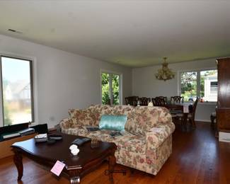 310Upper Living Room