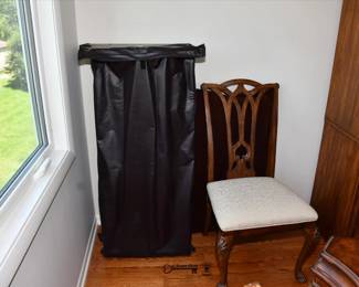 356Upper Living Room