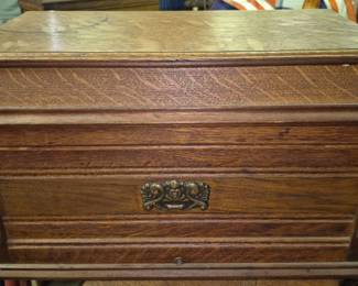 Primitive oak sewing machine coffin top