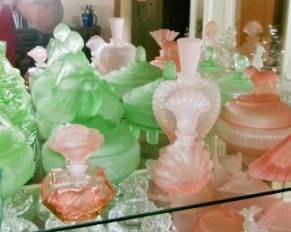 PERFUM POWDER JARS