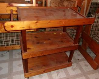 OINE SERVING STAND