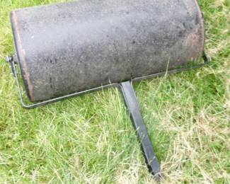 LAWN ROLLER