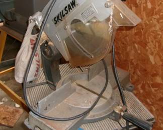 SKIL MITER SAW
