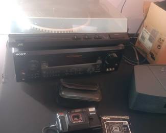 Sony home theater/ tuner STR-DE625 works great