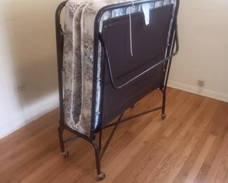 twin roll away bed