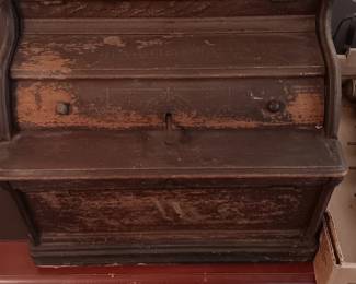 Antique Mandolina with rolls, needs repair