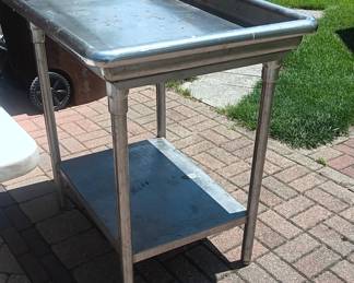 Stainless restaurant kitchen table