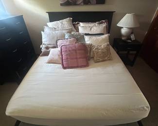 f Bed