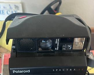 e Polaroid Camera