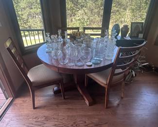 f Kitchen Table
