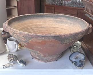 d Pottery