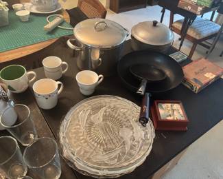 Dishes glassware 